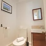 Gorgeous Three Bedroom Townhouse In Clifton Nyaraló *