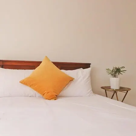 Gorgeous Three Bedroom Townhouse In Clifton Prázdninový dům *